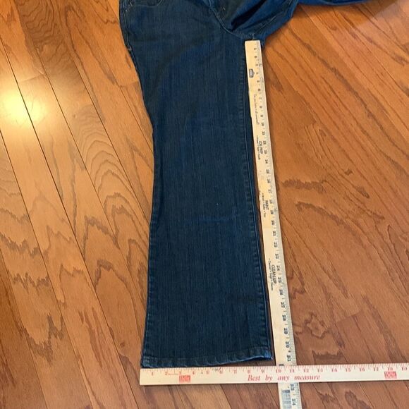 Lane Bryant size 14 tighter tummy technology. Slimming waistband & bootcut - Picture 5 of 10